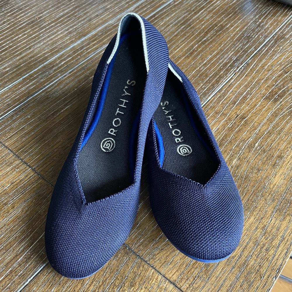 Rothy’s Navy size 8
